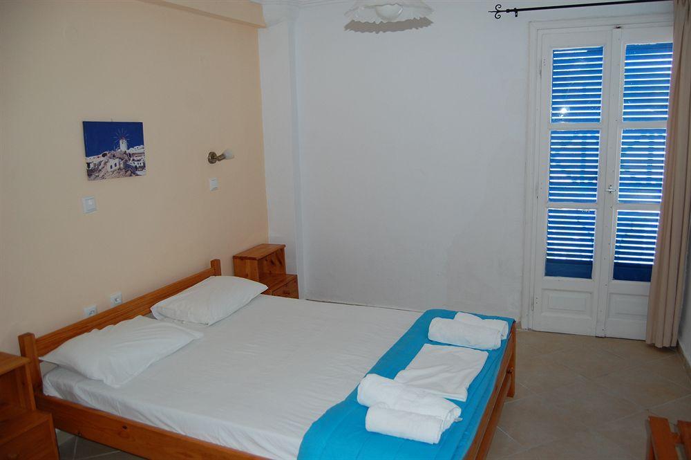 Hotel Kalisperis Vothonas (Santorini)